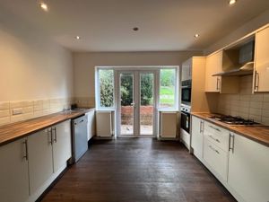 Photo 28- click for photo gallery